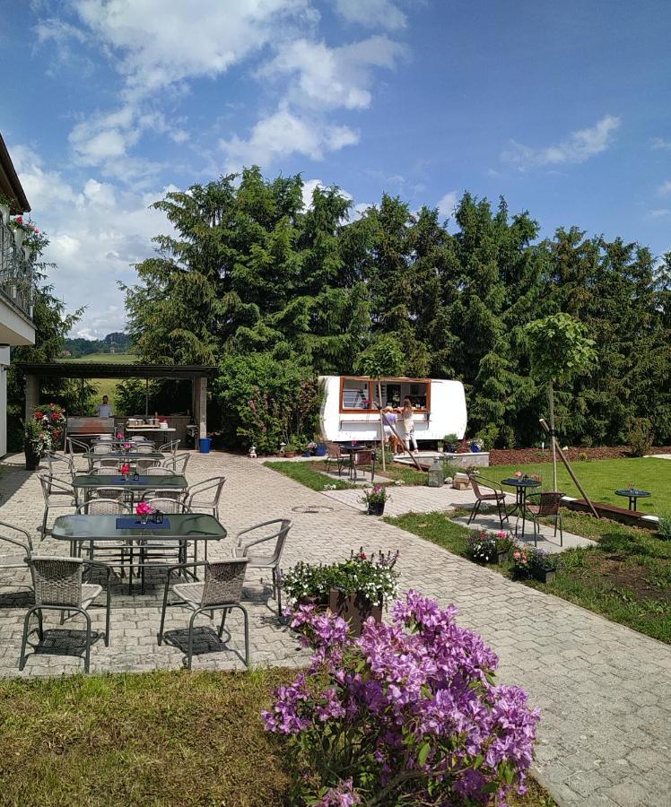 Hotel Brada Jičín Exterior foto